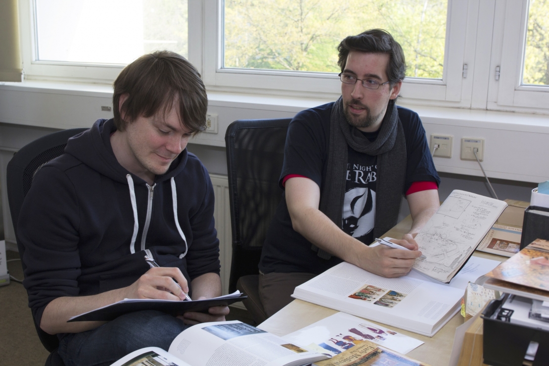 Interview mit Matt Kempke und Kevin Mentz zu 'Die Säulen der Erde' Interview mit Matt Kempke und Kevin Mentz zu 'Die Säulen der Erde'